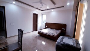 Living Room in 1 BHK Builder Floor at Ansal Sushant Lok I, Sector 43 – for Rent