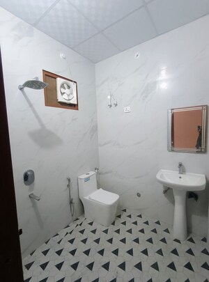 Bathroom in 2 BHK Independent House at Eldeco Udyan II, Raebareli Road – for Rent