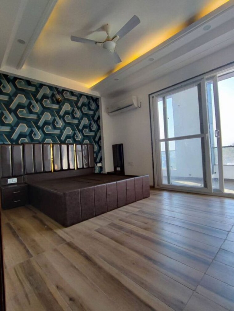 Kitchen, unitech-south-city-1 3 Bedroom 1805 Sq.Ft. Builder Floor In South City 1 Gurgaon 10156531