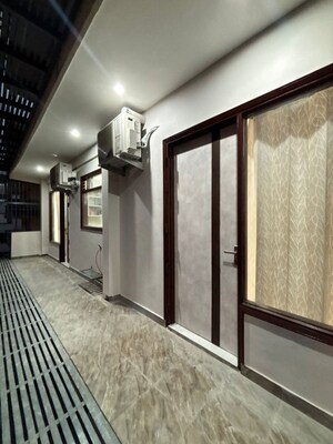 Bedroom in 2 BHK Builder Floor at Sector 57 – for Rent