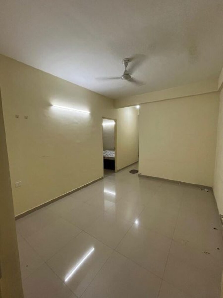 Room, pyramid-altia 3 Bedroom 645 Sq.Ft. Apartment In Sector 70 Gurgaon 10156549