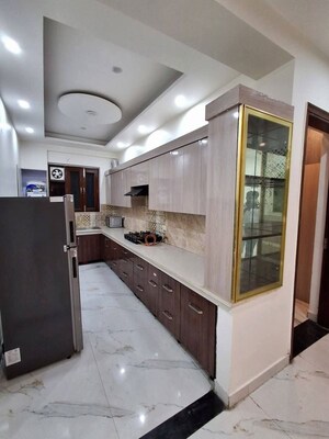Kitchen in 3 BHK Builder Floor at Sector 45 – for Rent