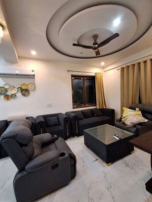 Living Room in 3 BHK Builder Floor at Sector 45 – for Rent