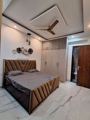 Bedroom in 3 BHK Builder Floor at Sector 45 – for Rent