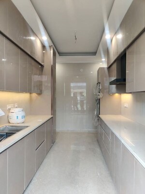 Kitchen in 3 BHK Builder Floor at Sector 45 – for Rent