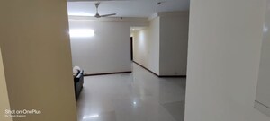 Room in 3 BHK Apartment at Unitech Uniworld Gardens, Sector 47 – for Rent
