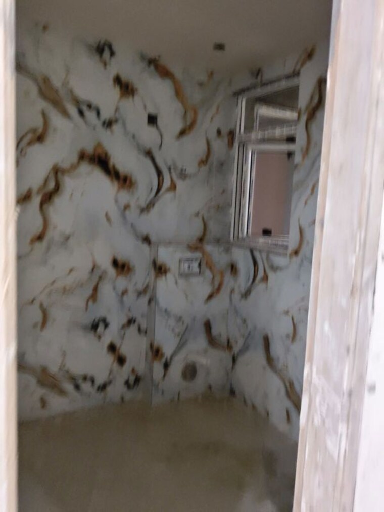 Bathroom, sultanpur 3 Bedroom 125 Sq.Yd. Builder Floor In Sultanpur Delhi 10156625