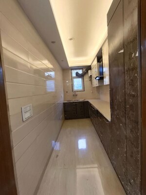 Kitchen in 3 BHK Builder Floor at Sector 45 – for Rent