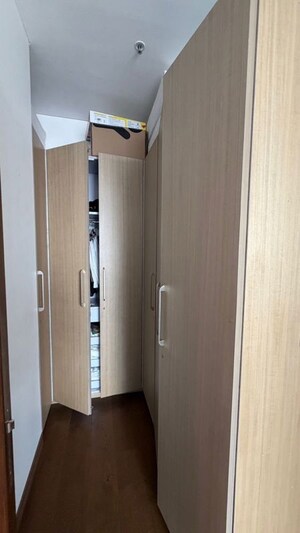 Furnished Amenities in 4 BHK Apartment at Petit Hall, Malabar Hill – for Sale