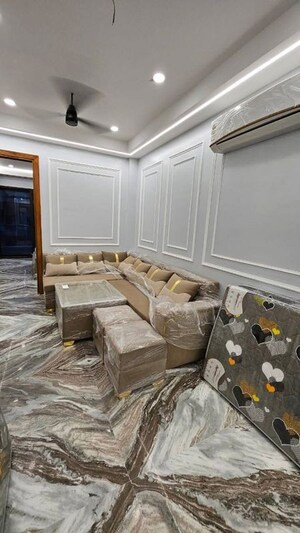 Living Room in 2 BHK Builder Floor at Sector 40 – for Rent