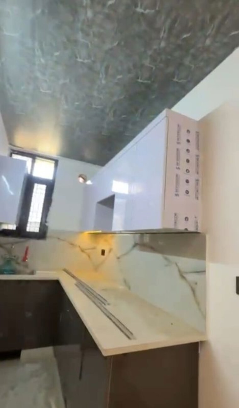 Kitchen, hero-homes-gurgaon 3 Bedroom 1500 Sq.Ft. Builder Floor In Sector 104 Gurgaon 10156677