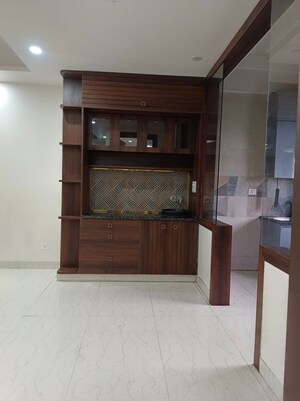 Furnished Amenities in 3 BHK Builder Floor at Sector 45 – for Rent