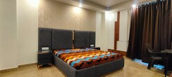 3 BHK + Servant Room Builder Floor For Rent in Unitech Greenwood City Apartment