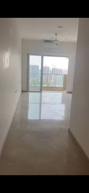 2 BHK Apartment For Sale in Kalpataru Radiance, Goregaon West