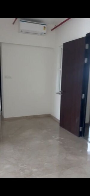 Room in 2 BHK Apartment at Kalpataru Radiance, Goregaon West – for Sale