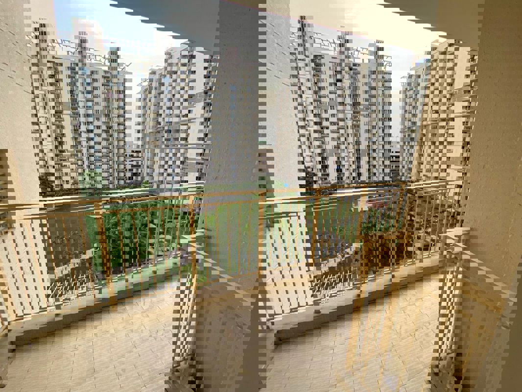 3.5 BHK + Servant Room 1750 Sq.Ft. Apartment in Emaar Gurgaon Greens