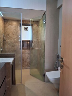 Bathroom in 3 BHK Apartment at Felicia Apartment, Pali Hill – for Rent