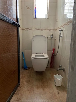 Bathroom in 2 BHK Apartment at Khimawat Bhavan CHS, Andheri East – for Rent