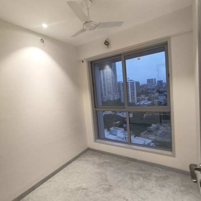Room, goregaon east 2 Bedroom 810 Sq.Ft. Apartment In Goregaon East Mumbai 10156904