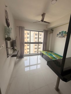 1 BHK Apartment For Rent in Lodha Crown Kolshet