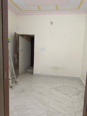 Room in 1 RK Builder Floor at Lajpat Nagar 4 – for Rent