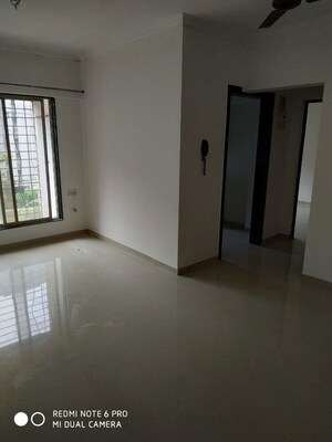 Room in 1 BHK Apartment at Silicon Park, Malad West – for Rent