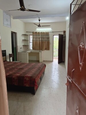 Living Room in 1 RK Builder Floor at Lajpat Nagar 4 – for Rent