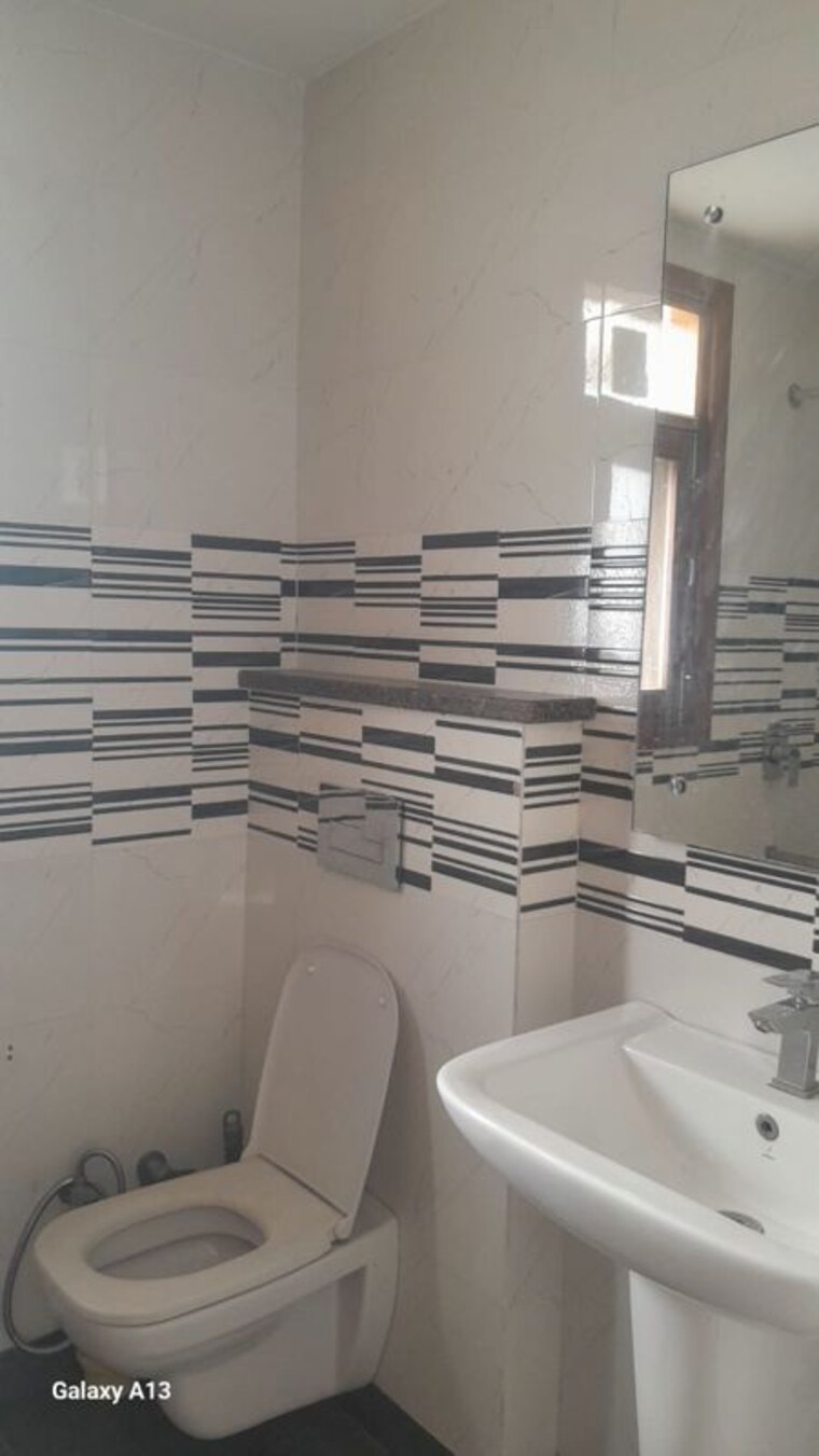 undefined, unitech-south-city-ii 3 Bedroom 1600 Sq.Ft. Builder Floor In Sector 50 Gurgaon 10156968