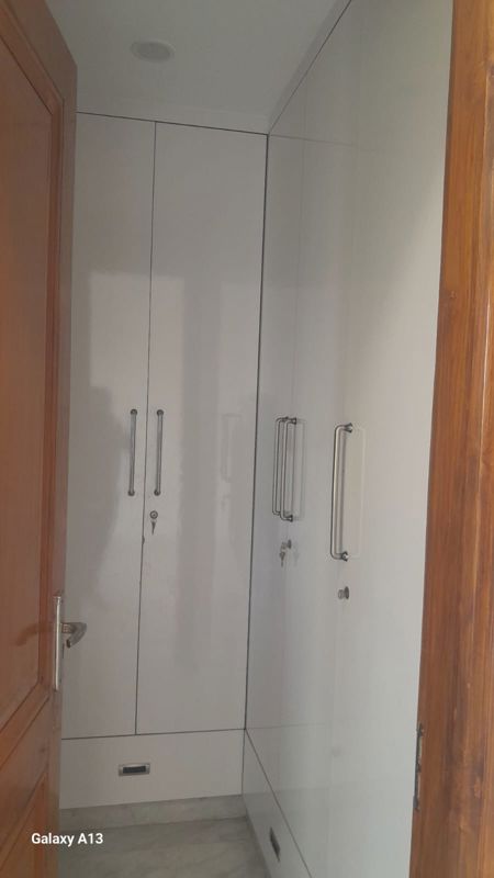 3 BHK + Pooja Room Builder Floor For Rent in Unitech South City II