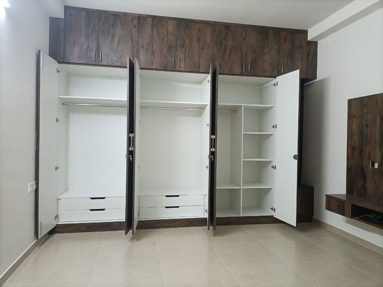 Room, bhartiya-nikoo-homes-phase-2 3 Bedroom 1495 Sq.Ft. Apartment In Thanisandra Main Road Bangalore 10156996