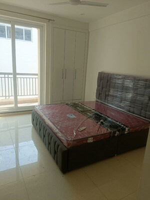 Bedroom in 3 BHK Apartment at Maxxus Elanza, International Airport Road – for Rent