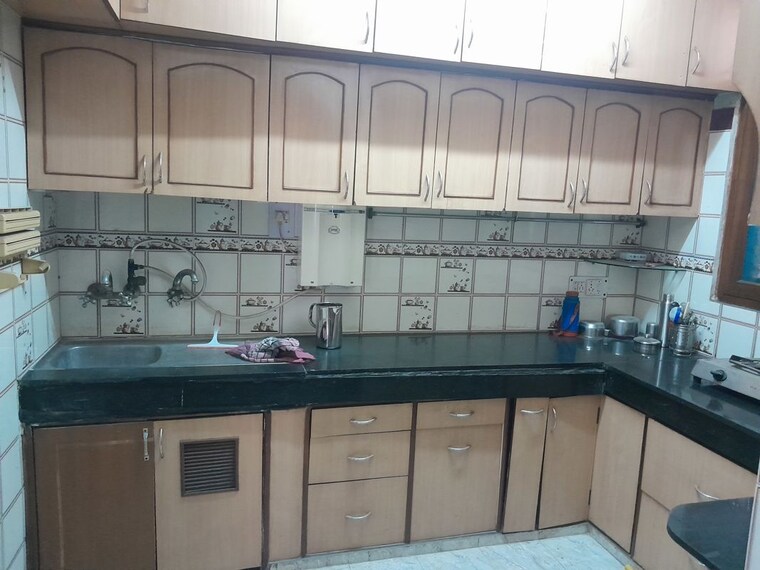 Kitchen, ip extension 3 Bedroom 1500 Sq.Ft. Apartment In Ip Extension Delhi 10130900