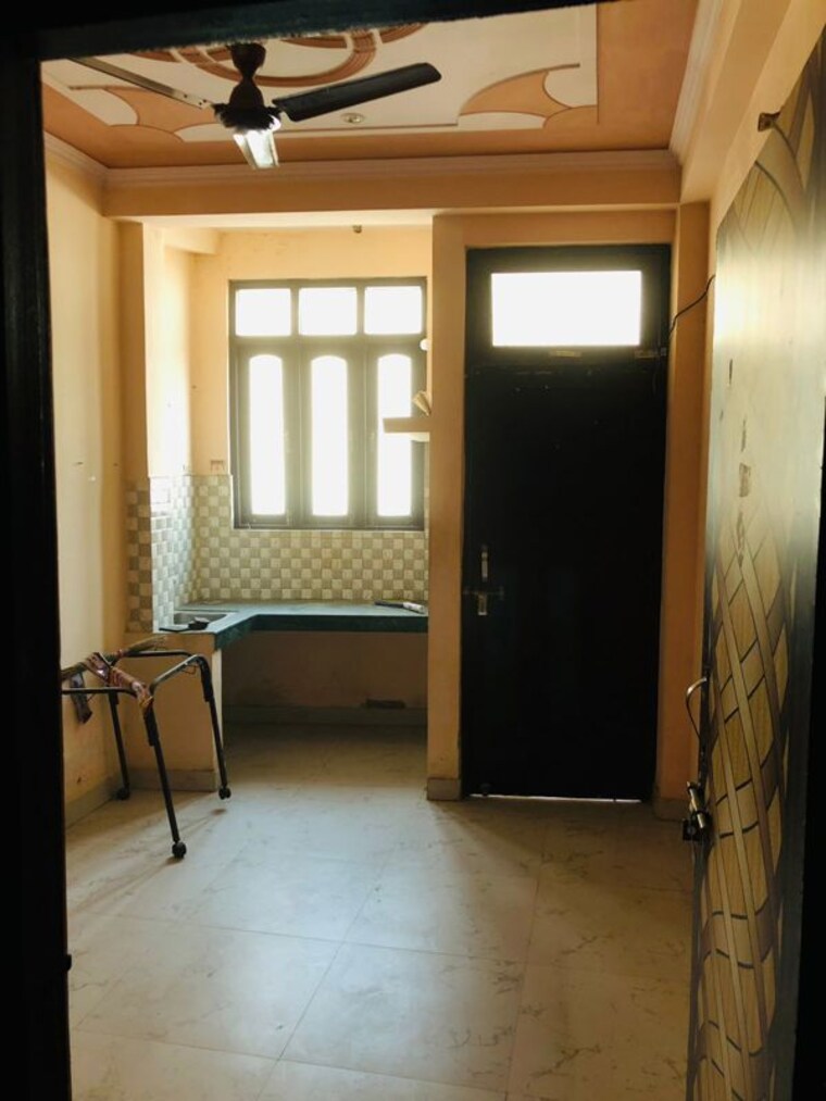 Room, mayur vihar 1.5 Bedroom 430 Sq.Ft. Builder Floor In Mayur Vihar Delhi 10157040