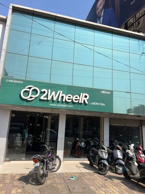  Showroom – Exterior View View at Kharadi - for Rent