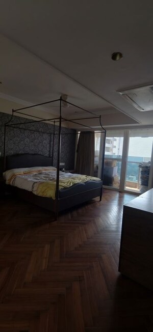 Bedroom in 4 BHK Apartment at RNA Mirage, Worli – for Rent