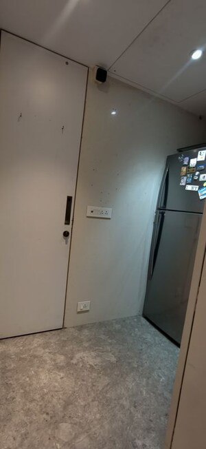 Furnished Amenities in 4 BHK Apartment at RNA Mirage, Worli – for Rent