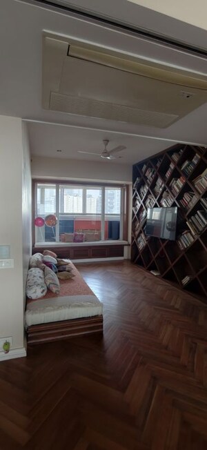 Parking in 4 BHK Apartment at RNA Mirage, Worli – for Rent