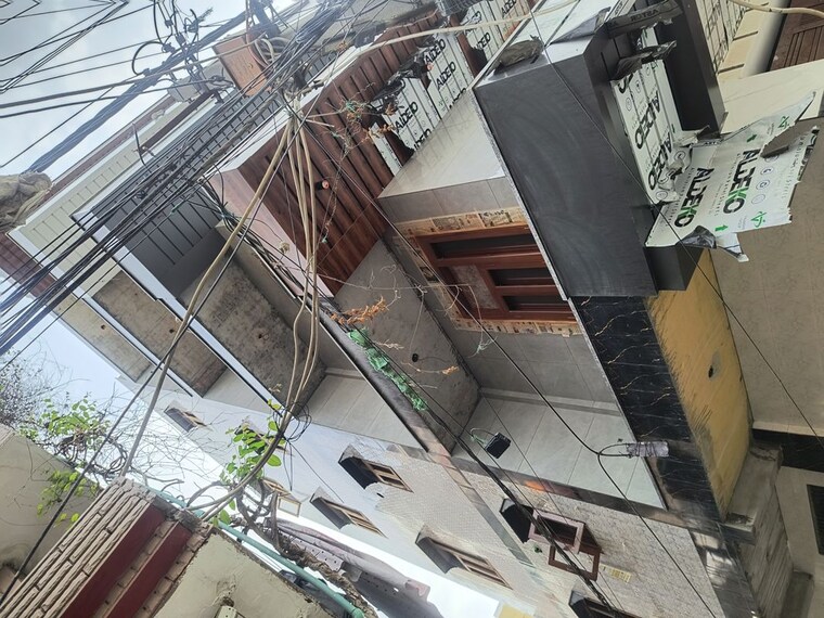 Balcony, kakrola 3 Bedroom 100 Sq.Yd. Builder Floor In Kakrola Delhi 10157119