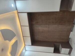 Furnished Amenities in 3 BHK Builder Floor at Kakrola – for Sale