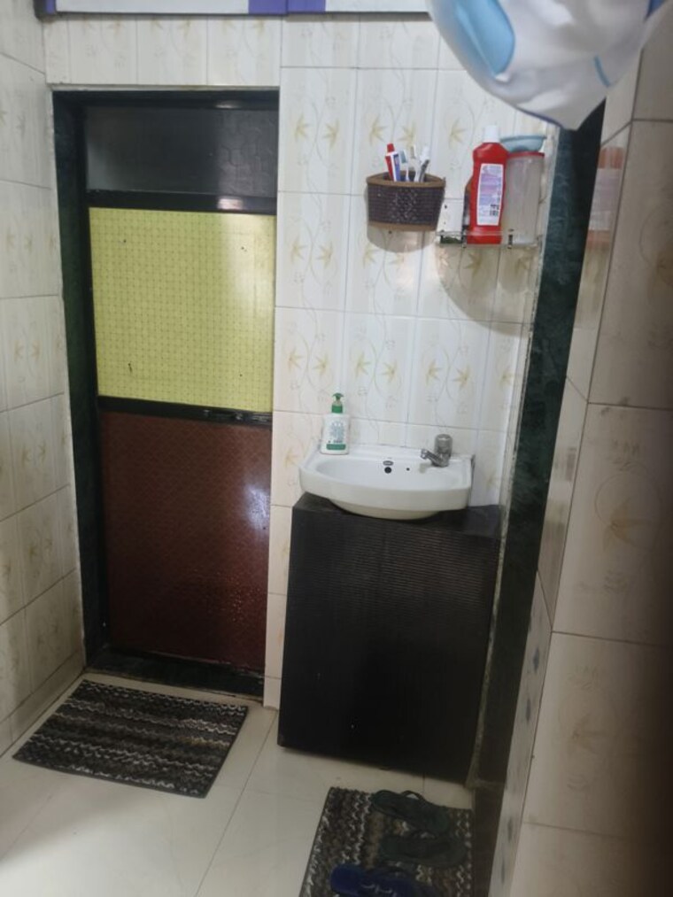 Bathroom, dedhia-golden-park-ii 1 Bedroom 575 Sq.Ft. Apartment In Kalyan West Thane 10157138