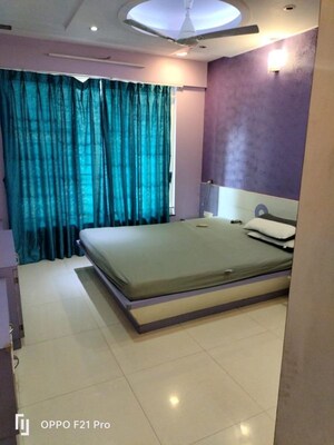 Bedroom in 2 BHK Apartment at Aundh – for Rent