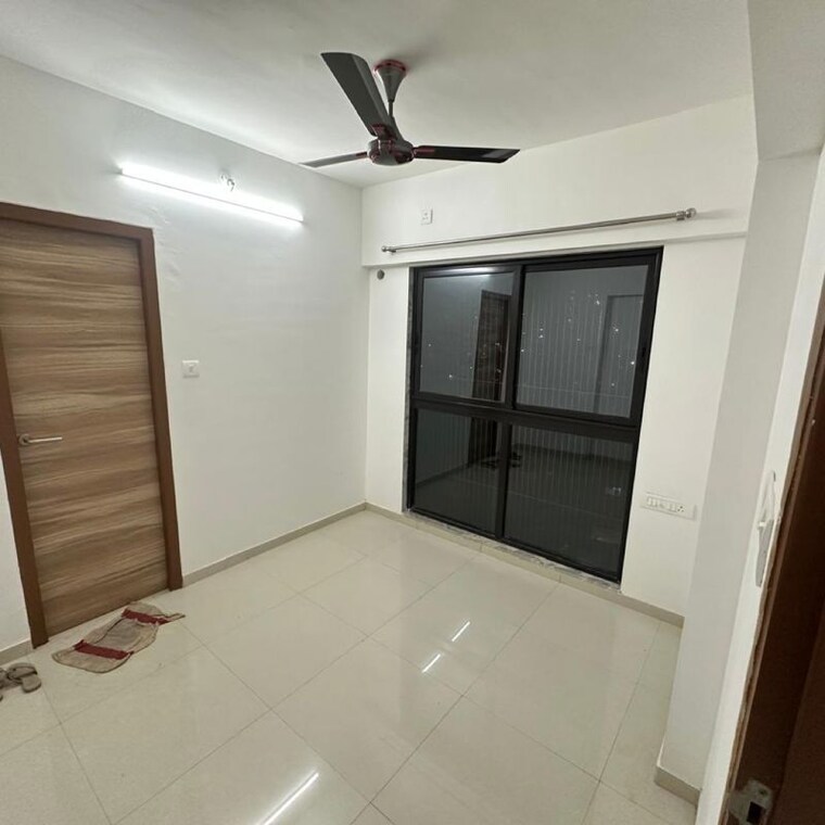 Bathroom, marathon-neo-square 1 Bedroom 270 Sq.Ft. Apartment In Tulshet Pada Mumbai 10157160