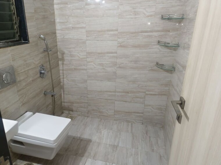 Bathroom, andheri east Pg For Girls In Andheri East 10157154