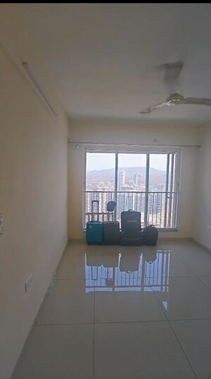 Room in 1 BHK Apartment at Godrej Nest Kandivali, Kandivali East – for Rent