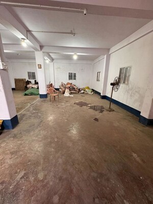  Showroom For Rent in Park Street