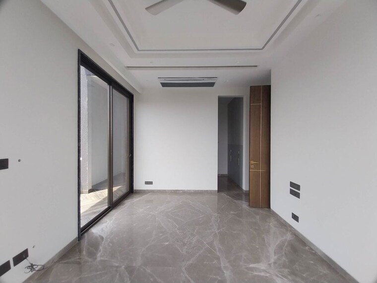 Room, defence colony 4 Bedroom 2560 Sq.Ft. Builder Floor In Defence Colony Delhi 10157186