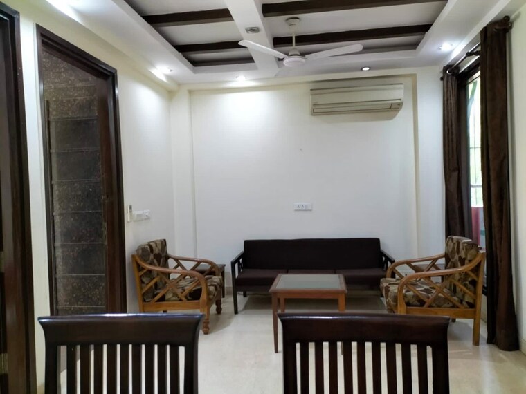 Kitchen, east of kailash 3 Bedroom 125 Sq.Yd. Builder Floor In East Of Kailash Delhi 10157202