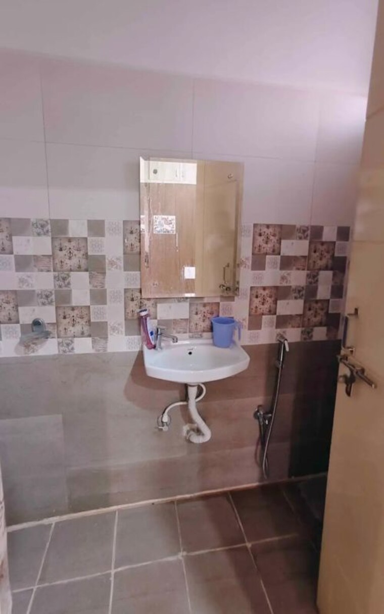Bathroom, vishnu-vistara 3 Bedroom 1890 Sq.Ft. Apartment In Hi Tech City Hyderabad 10157207