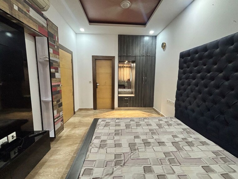 Kitchen, east of kailash 4 Bedroom 300 Sq.Yd. Builder Floor In East Of Kailash Delhi 10157215