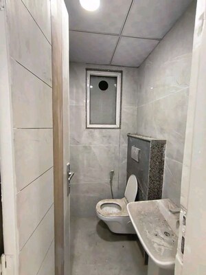 Bathroom in 3 BHK Apartment at Palm Residency Chhatarpur, Chattarpur – for Rent